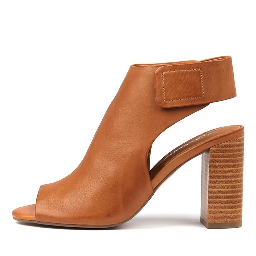 Gianni Bini Womens Block Heels Sz 8.5 Adjustable Back Leather Cognac Brown Retro